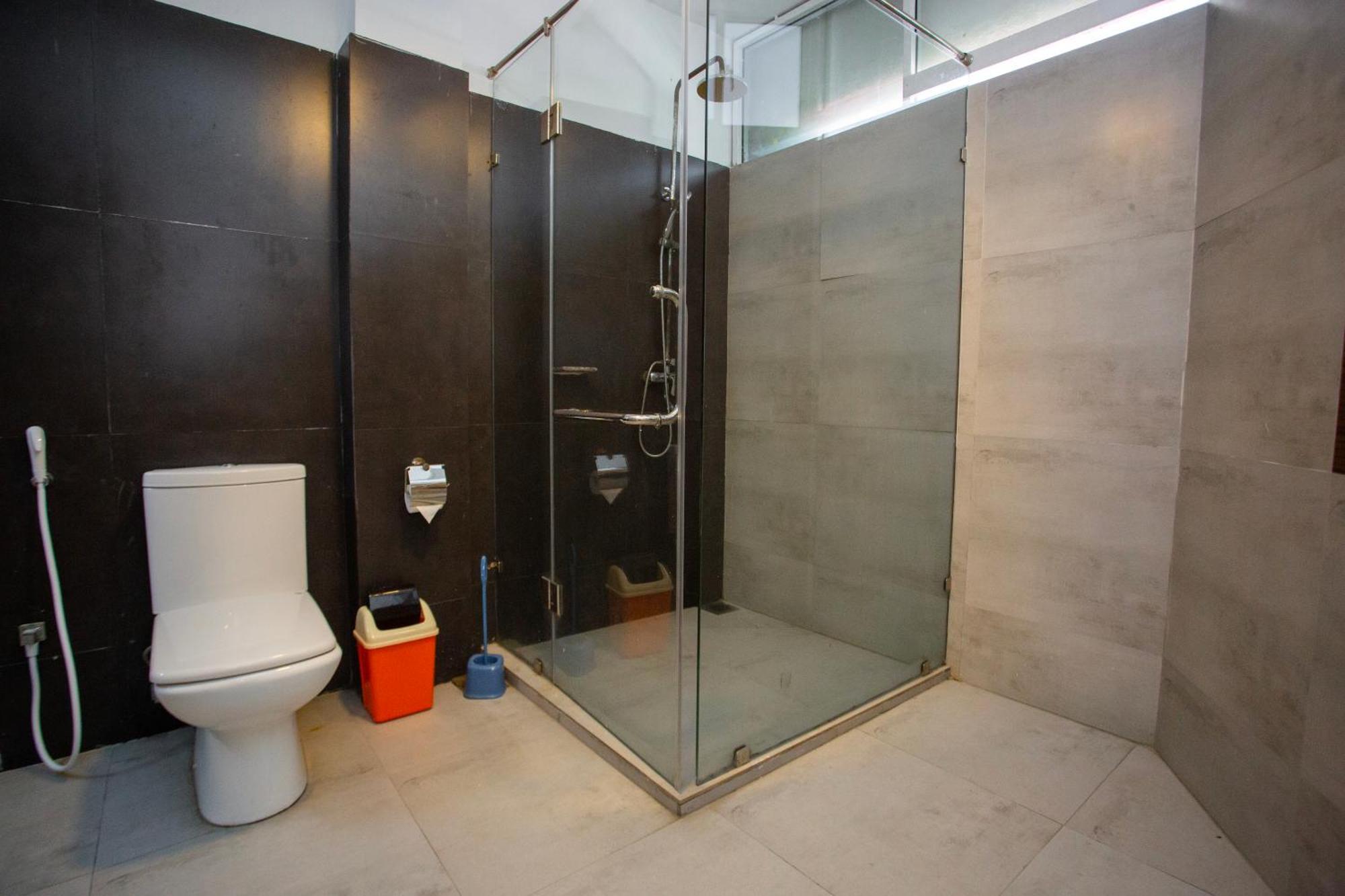 Lucky Seven Hikkaduwa Hotel Bagian luar foto